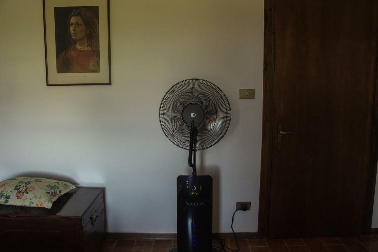 Country House Carmelita Limigiano ภายนอก รูปภาพ